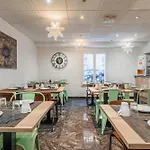 Residhotel Centre Aparthotel 3*