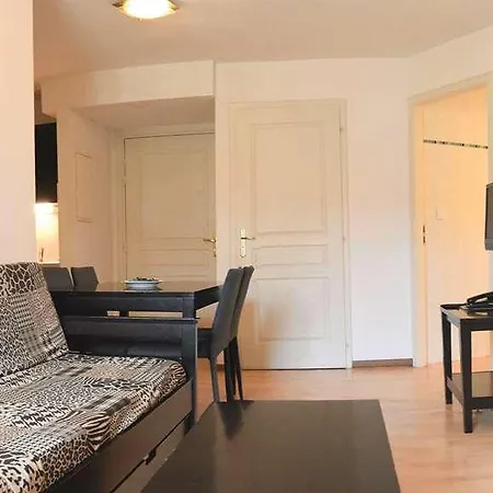 Residhotel Centre Aparthotel 3*