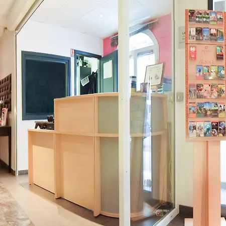 渣油姆豪斯中央酒店