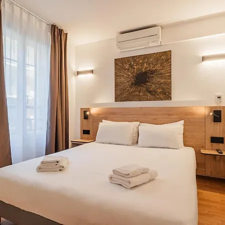 Aparthotel Residhotel Centre 3*