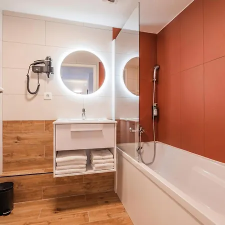 Residhotel Centre מלון דירות מולהאוס