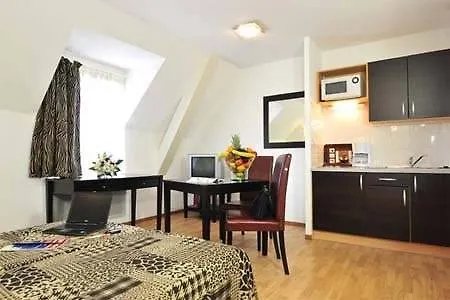 渣油姆豪斯中央酒店 公寓式酒店