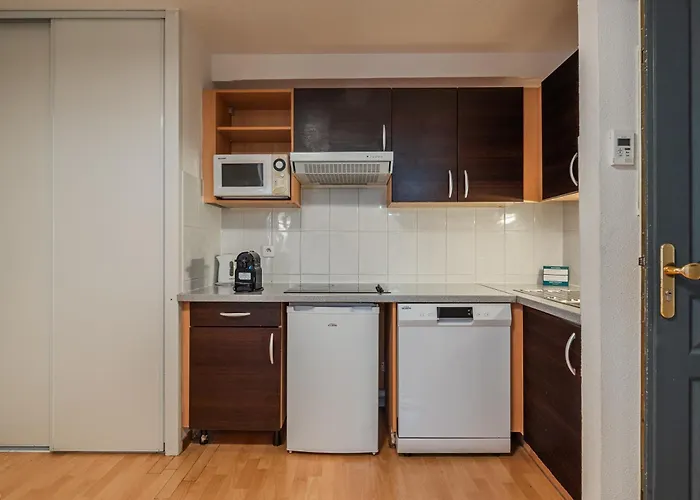 Residhotel Centre Aparthotel 3*