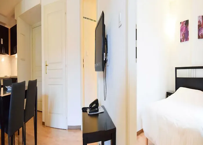 Aparthotel Residhotel Centre 3*